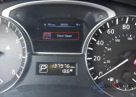 2014 Nissan Pathfinder Sl z USA, uszkodzony, nr VIN 5N1AR2MM1EC691267